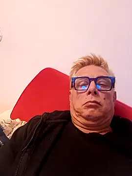 andyrsdick - Andyrsdick's free webcam - UK Sex Cams