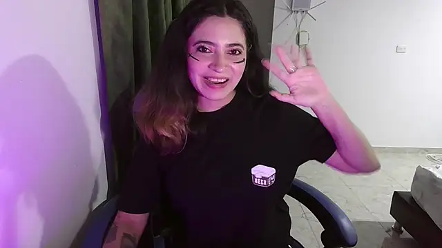 annakaotic - AnnaKaotic's free webcam - UK Sex Cams