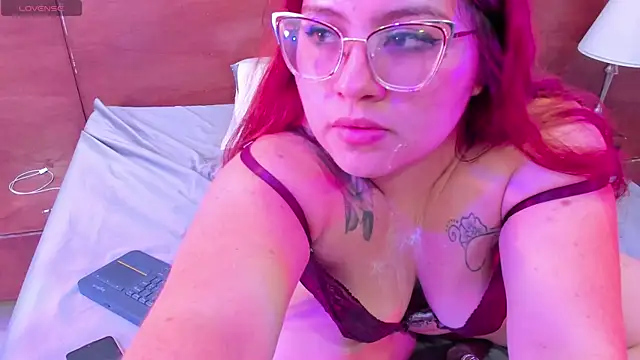 alana_glasses
