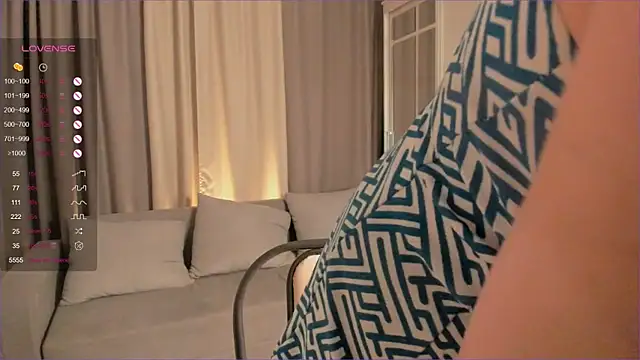 bootyfruttycutie