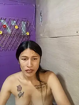 karinnahotdirty - Karinnahotdirty's free webcam - UK Sex Cams