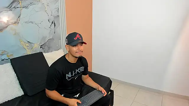  ander_montoyaa chat room