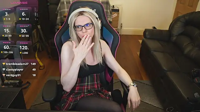 kelseycobalt - KelseyCobalt's free webcam - UK Sex Cams
