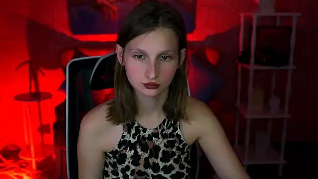 ellahorton - EllaHorton's free webcam