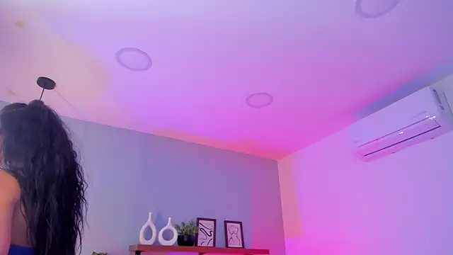 amanda_Hayek