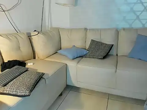 tonny_23cm_ - Tonny_23cm_'s free webcam