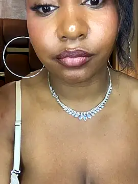 VanessaGlenn