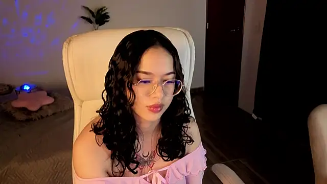 renaxi_smith - Renaxi_Smith's free webcam