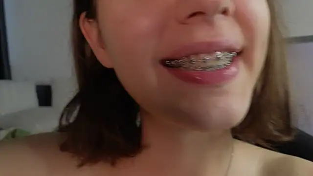 vanessabayer2 - VanessaBayer2's free webcam