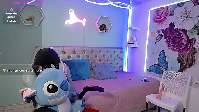 thalia_mills19