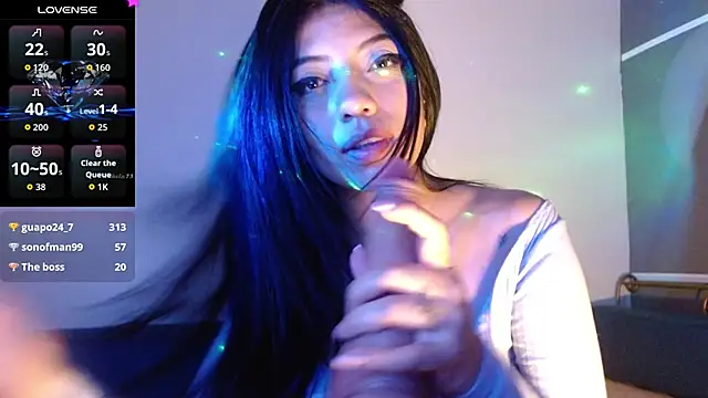  Ey_im_simone chat room