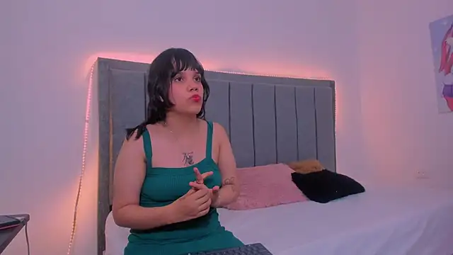 sofi_watson