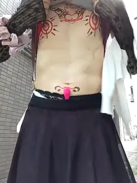 pink-mai