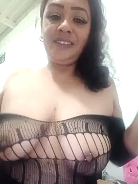 Tania22