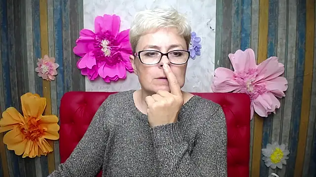  EmiliaGree chat room