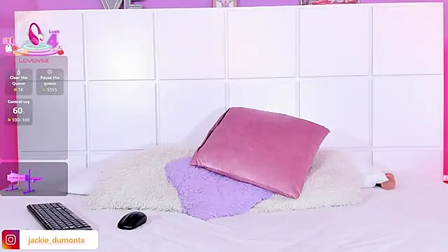 JackieDumont1