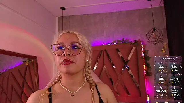 haelycute - Haelycute's free webcam - UK Sex Cams
