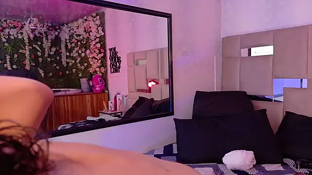 Queenjenn__