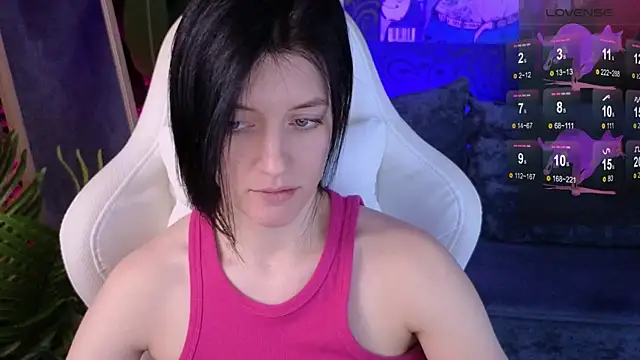 roxy_riot_