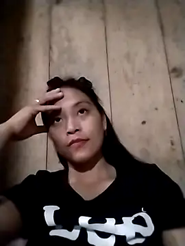 maipm18 - Maipm18's free webcam