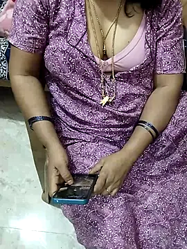 Tamil_Meena