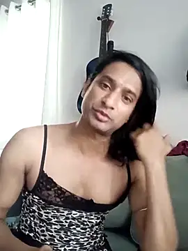 Nisha_Sassmaxxx