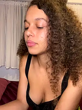 Rati_Curly