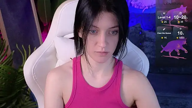 roxy_riot_