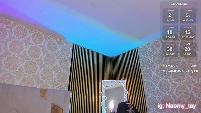 Naomy_tay1
