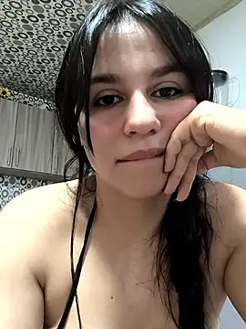 daniela-rosee - Daniela-rosee's free webcam - UK Sex Cams