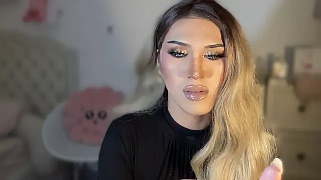 ts_glamxxxx - Ts_glamxxxx's free webcam - UK Sex Cams