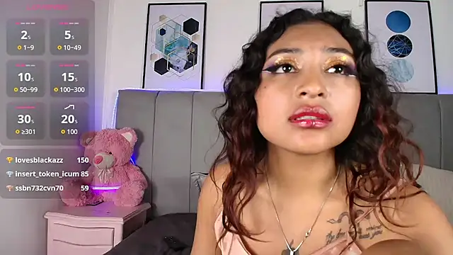 Naiaa_Cruz