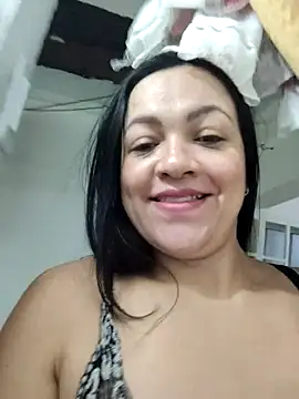 lindasalo33 - LindaSalo33's free webcam - UK Sex Cams