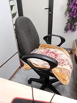 Mina_luna