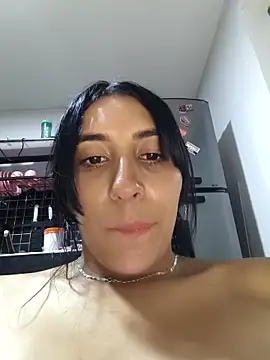 bigasssweet_2 - Bigasssweet_2's free webcam - UK Sex Cams