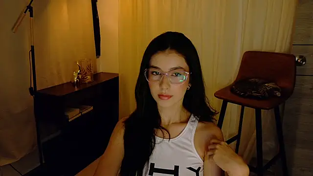 imrose_mar1423 - Imrose_mar1423's free webcam