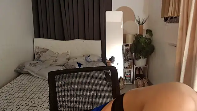 Ur_QueenCamilla