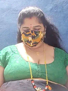 tamilthanushri