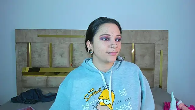 Kitty_ravee