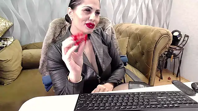Sara_Poison
