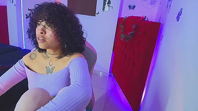mia_hernnandez