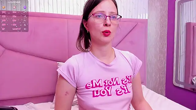 ambeerwood_ - AmbeerWood_'s free webcam - UK Sex Cams