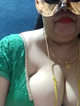 tamilthanushri