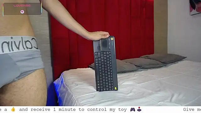 Ezra_Storm