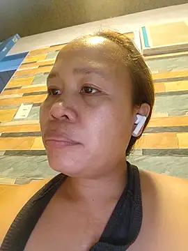 squirtshantal