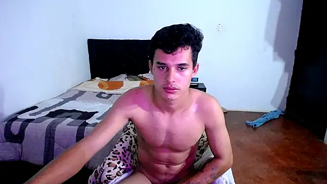 freddy_romas - Freddy_romas's free webcam