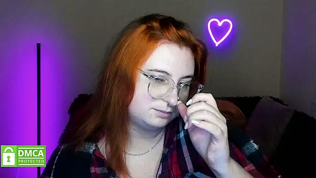 alicia_love00 - Alicia_love00's free webcam - UK Sex Cams