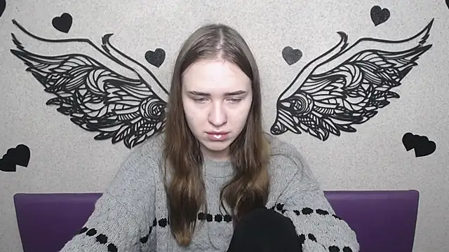 LauraHlot