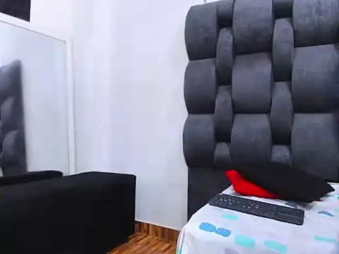 vzoeycooper
