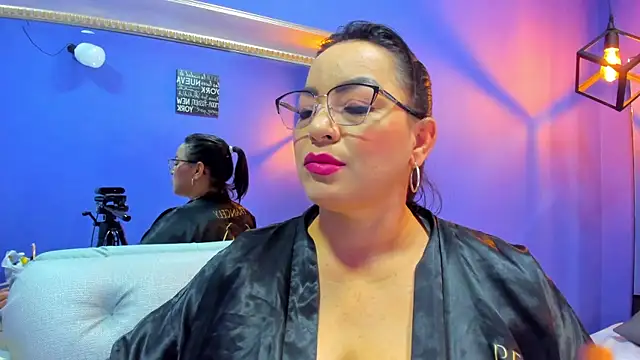  Romina017 chat room